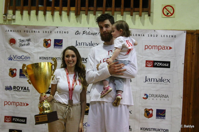 Historyczny brąz Polonii! (zdjęcia)