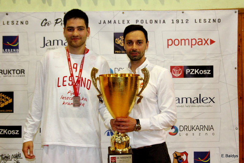 Historyczny brąz Polonii! (zdjęcia)