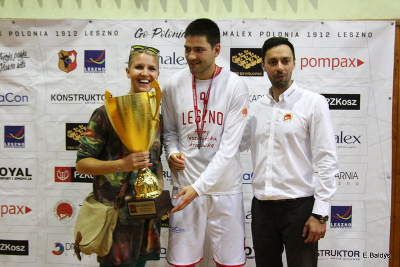 Historyczny brąz Polonii! (zdjęcia)