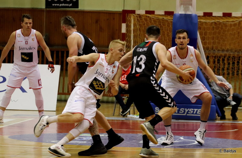 Historyczny brąz Polonii! (zdjęcia)