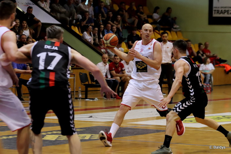 Historyczny brąz Polonii! (zdjęcia)