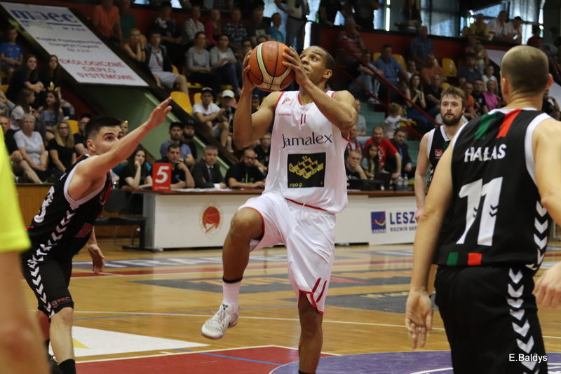 Historyczny brąz Polonii! (zdjęcia)