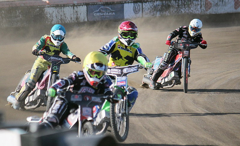 Remis w Rawiczu (zdjęcia)