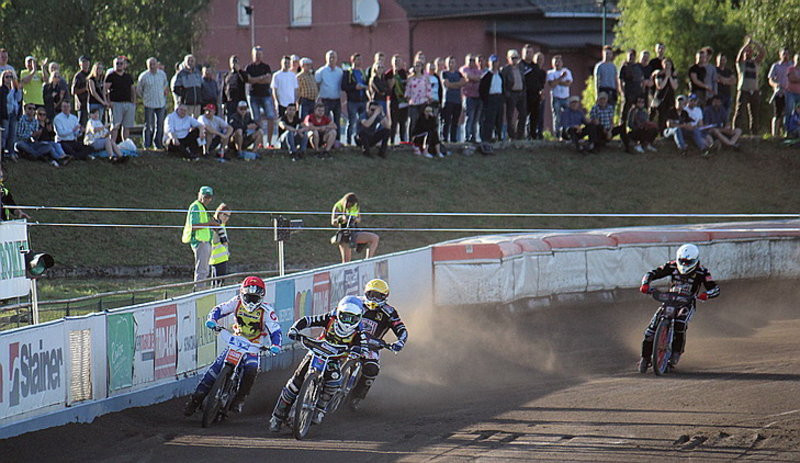 Remis w Rawiczu (zdjęcia)