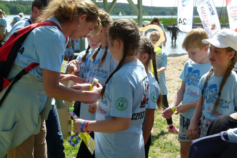 Jezioro Dominickie bardziej czyste (zdjęcia)