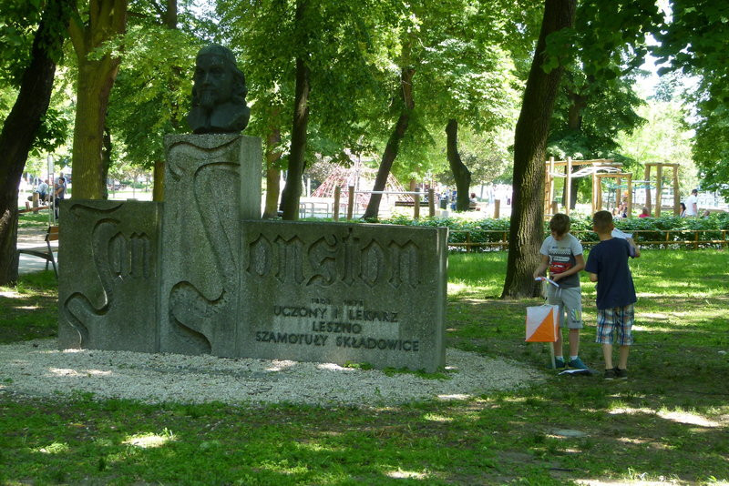 Biegają z mapą na całym świecie (zdjęcia)