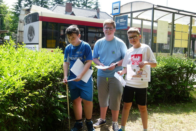 Biegają z mapą na całym świecie (zdjęcia)