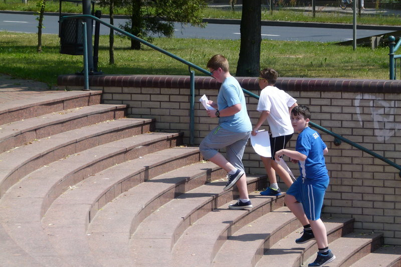 Biegają z mapą na całym świecie (zdjęcia)