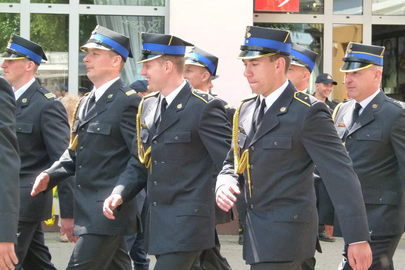 Leszczyńscy strażacy mają sztandar (zdjęcia)