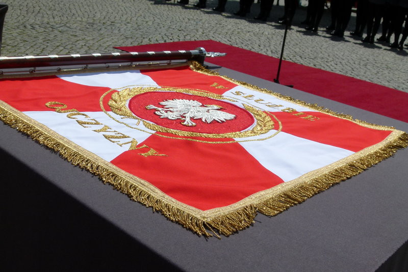 Leszczyńscy strażacy mają sztandar (zdjęcia)