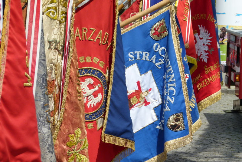 Leszczyńscy strażacy mają sztandar (zdjęcia)