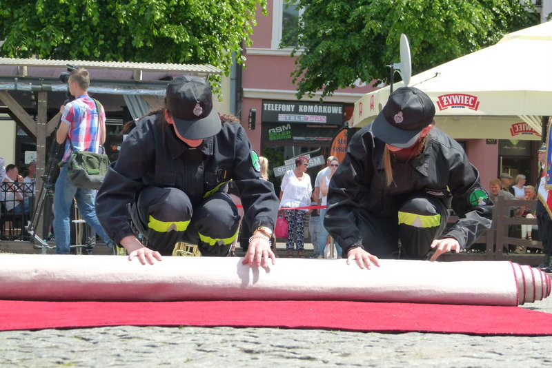 Leszczyńscy strażacy mają sztandar (zdjęcia)