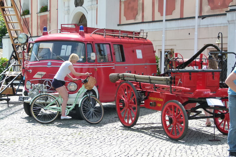 Leszczyńscy strażacy mają sztandar (zdjęcia)