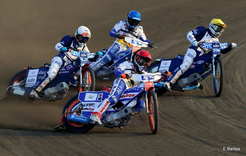 Niepokonani z Leszna (zdjęcia)