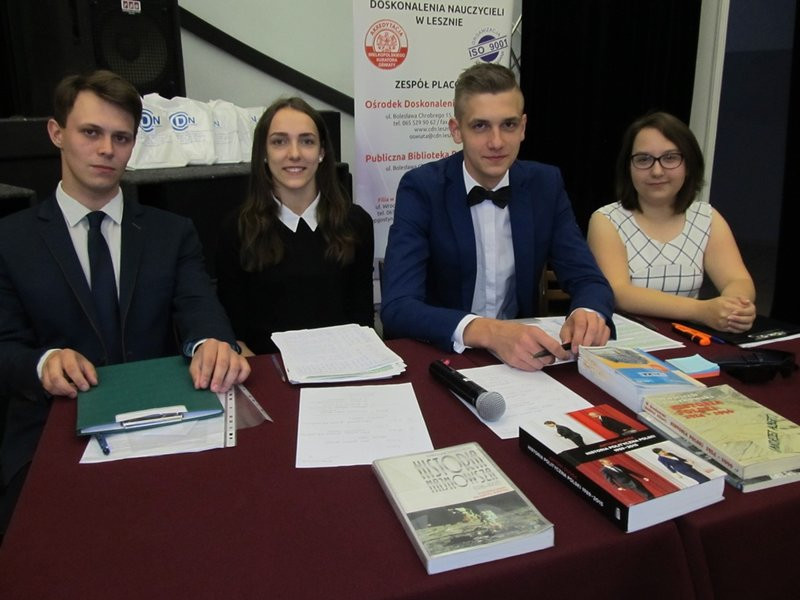 Międzyszkolna debata oksfordzka (kilka zdjęć)