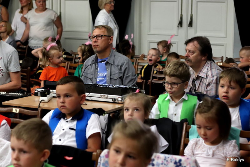 PM 19 nadano imię Leśna Kraina (zdjęcia)