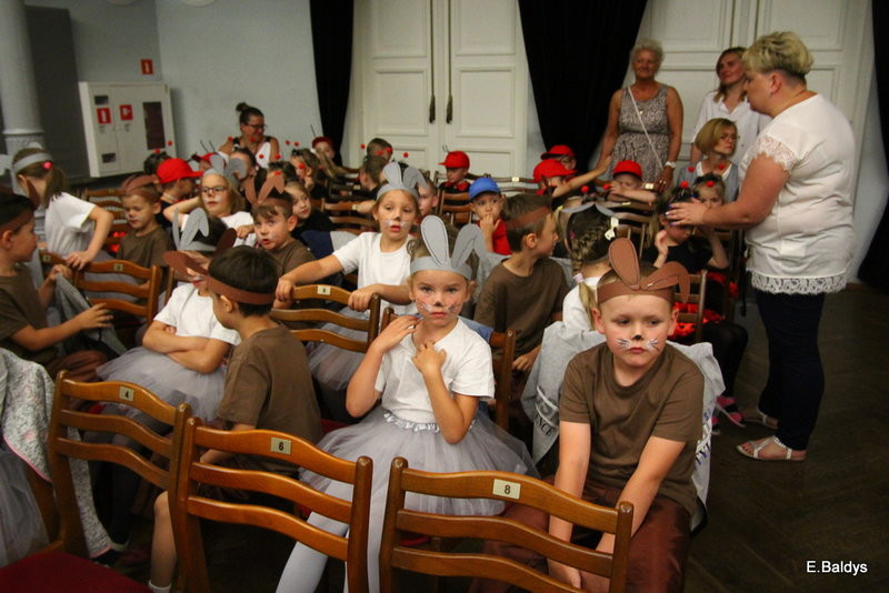 PM 19 nadano imię Leśna Kraina (zdjęcia)