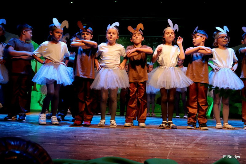 PM 19 nadano imię Leśna Kraina (zdjęcia)