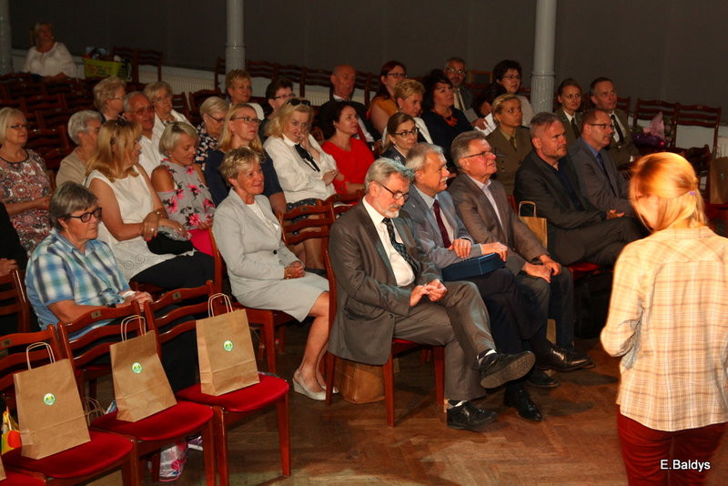 PM 19 nadano imię Leśna Kraina (zdjęcia)