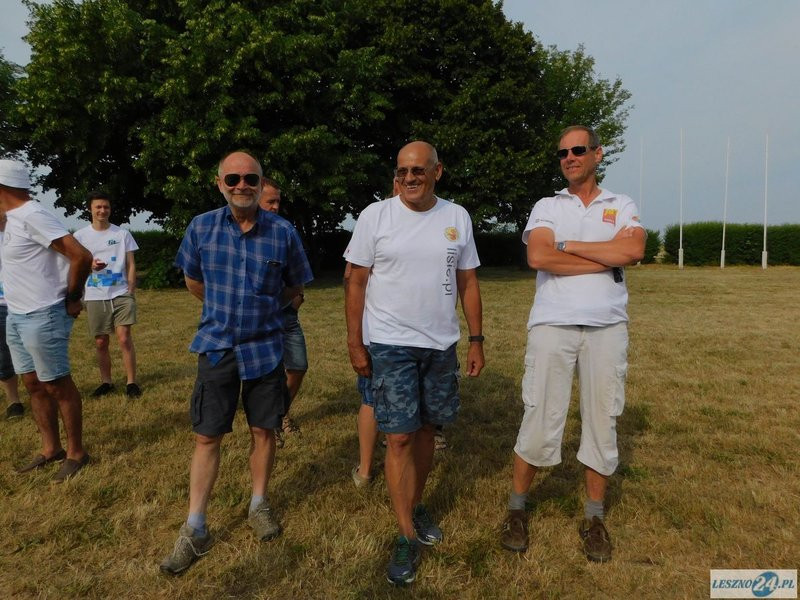 Niebo udekorowane szybowcami (zdjęcia)