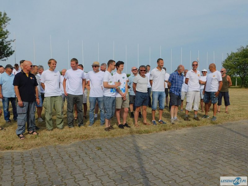 Niebo udekorowane szybowcami (zdjęcia)