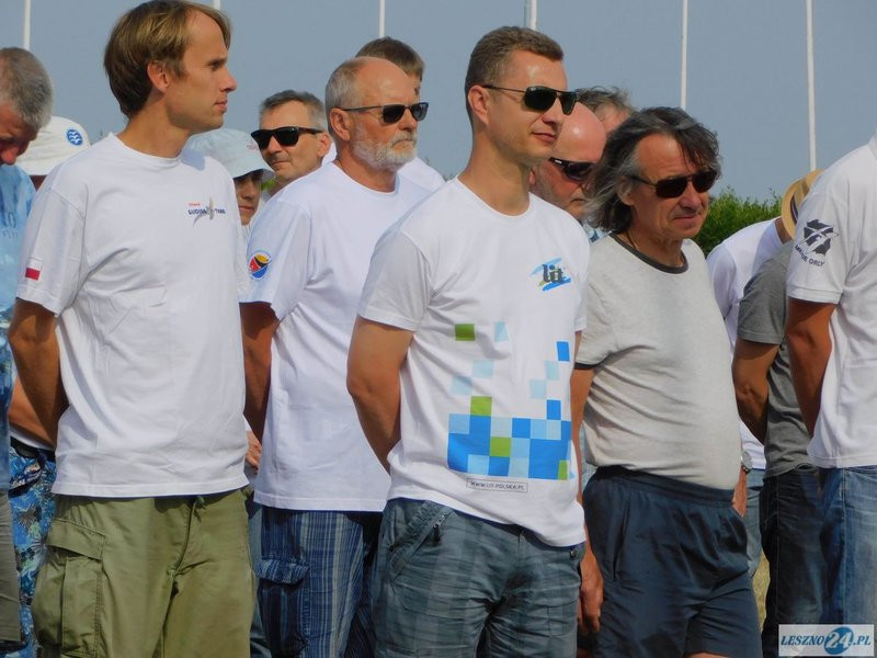 Niebo udekorowane szybowcami (zdjęcia)