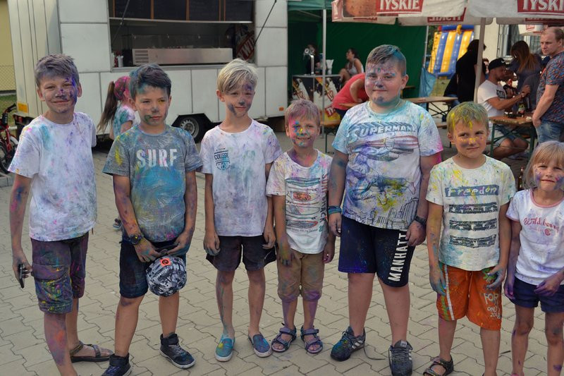 Mierzejewo bawiło się na kolorowo! (zdjęcia)