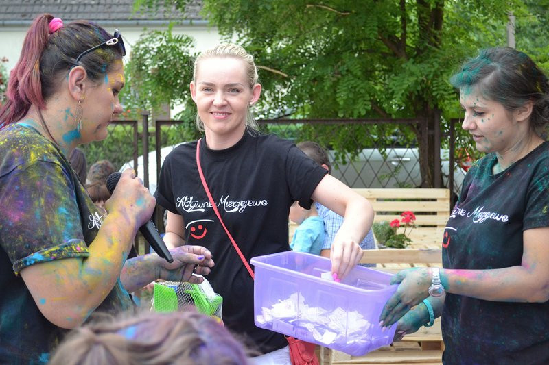 Mierzejewo bawiło się na kolorowo! (zdjęcia)