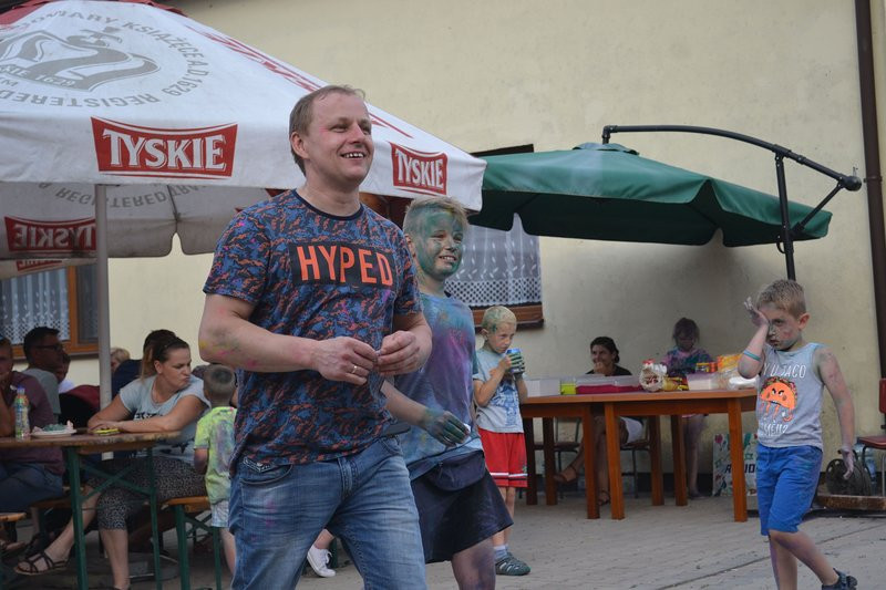Mierzejewo bawiło się na kolorowo! (zdjęcia)