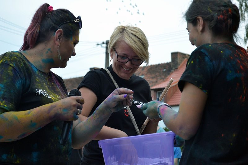 Mierzejewo bawiło się na kolorowo! (zdjęcia)