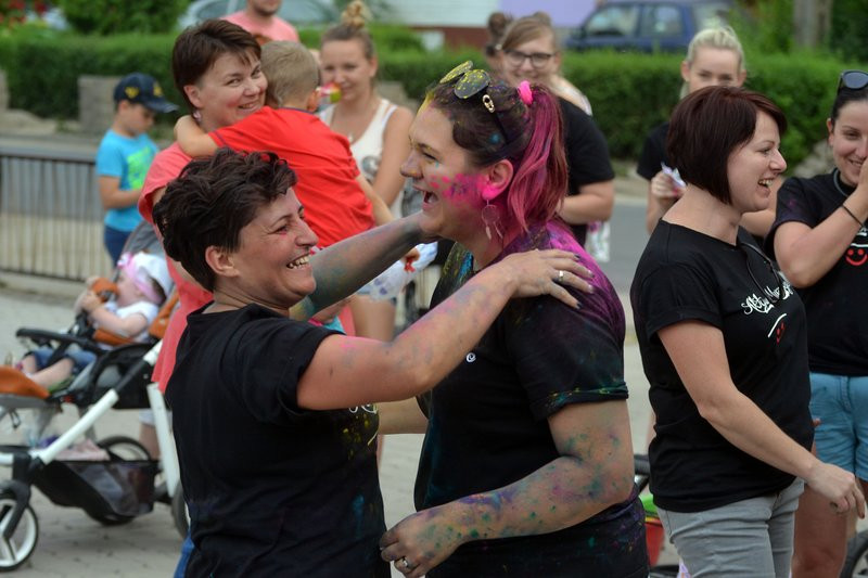 Mierzejewo bawiło się na kolorowo! (zdjęcia)