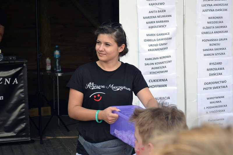 Mierzejewo bawiło się na kolorowo! (zdjęcia)