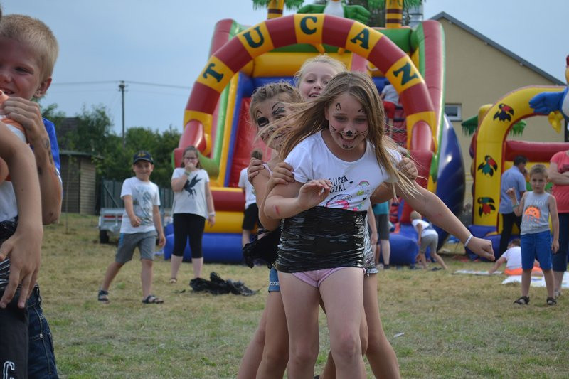 Mierzejewo bawiło się na kolorowo! (zdjęcia)