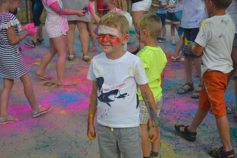 Mierzejewo bawiło się na kolorowo! (zdjęcia)