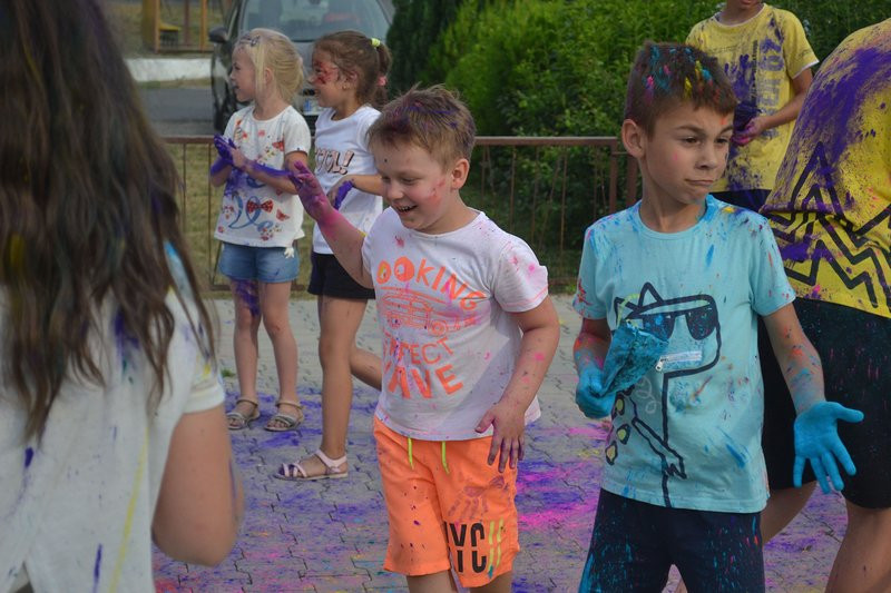 Mierzejewo bawiło się na kolorowo! (zdjęcia)