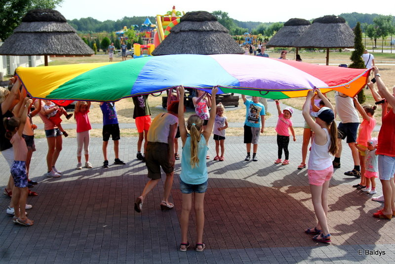 Słoneczny Festyn Rodzinny UM Leszna (zdjęcia)