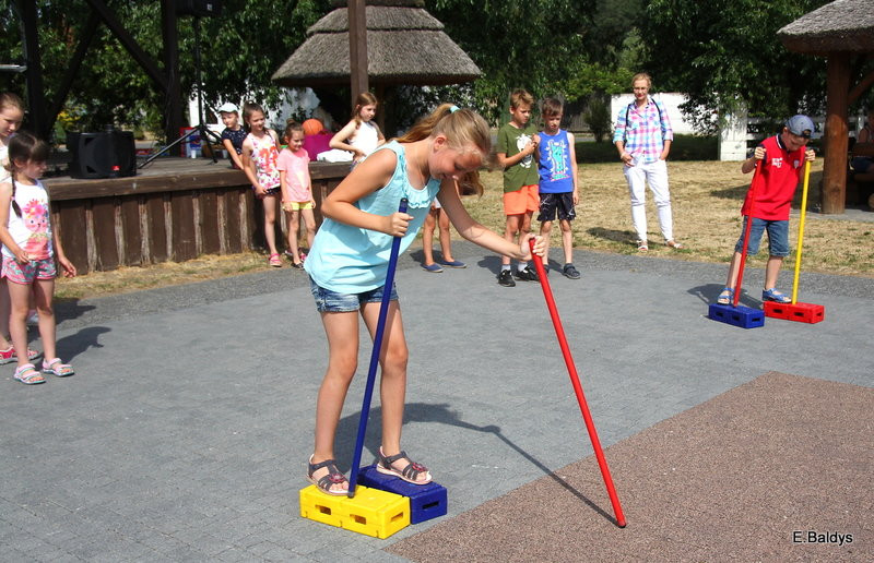 Słoneczny Festyn Rodzinny UM Leszna (zdjęcia)