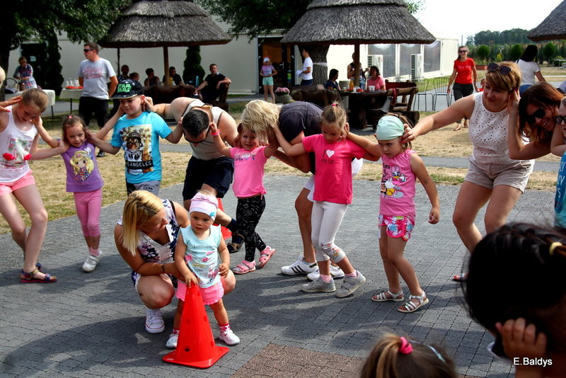 Słoneczny Festyn Rodzinny UM Leszna (zdjęcia)