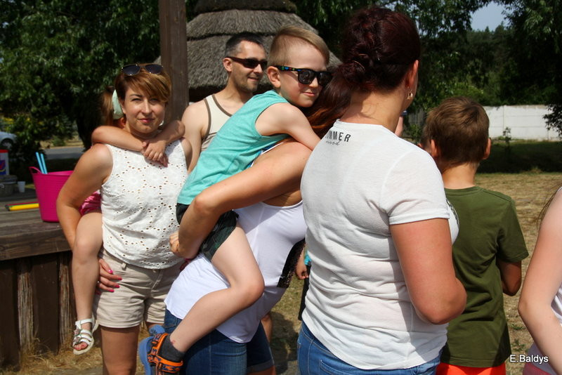 Słoneczny Festyn Rodzinny UM Leszna (zdjęcia)