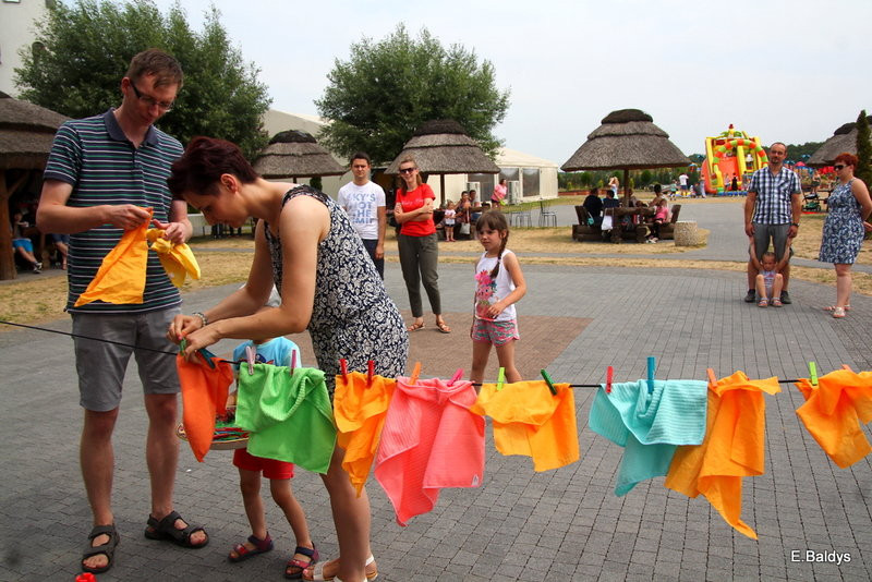 Słoneczny Festyn Rodzinny UM Leszna (zdjęcia)