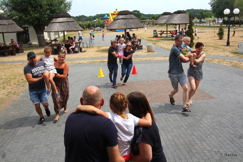 Słoneczny Festyn Rodzinny UM Leszna (zdjęcia)