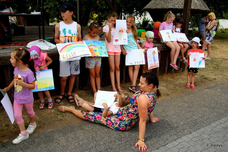 Słoneczny Festyn Rodzinny UM Leszna (zdjęcia)