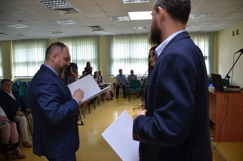 Młodzież tworzy biznesplany (kilka zdjęć)