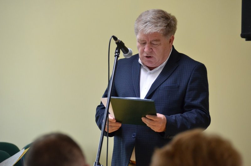 Młodzież tworzy biznesplany (kilka zdjęć)