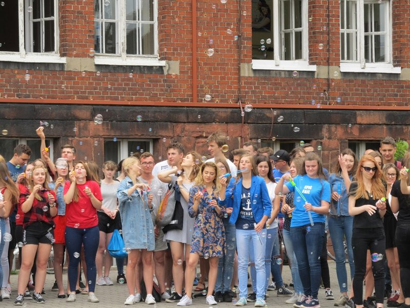 Polacy walczą na mundialu, a I LO ma nowe boiska (zdjęcia)