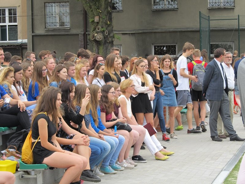 Polacy walczą na mundialu, a I LO ma nowe boiska (zdjęcia)