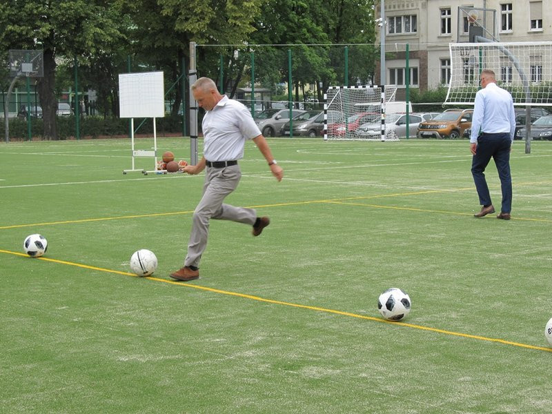 Polacy walczą na mundialu, a I LO ma nowe boiska (zdjęcia)
