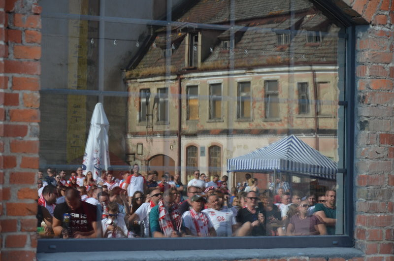 Kibiców było mnóstwo. Radości zero! (zdjęcia)