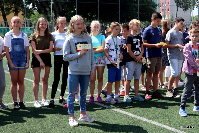 Sportowy apel w SP 7 (zdjęcia)