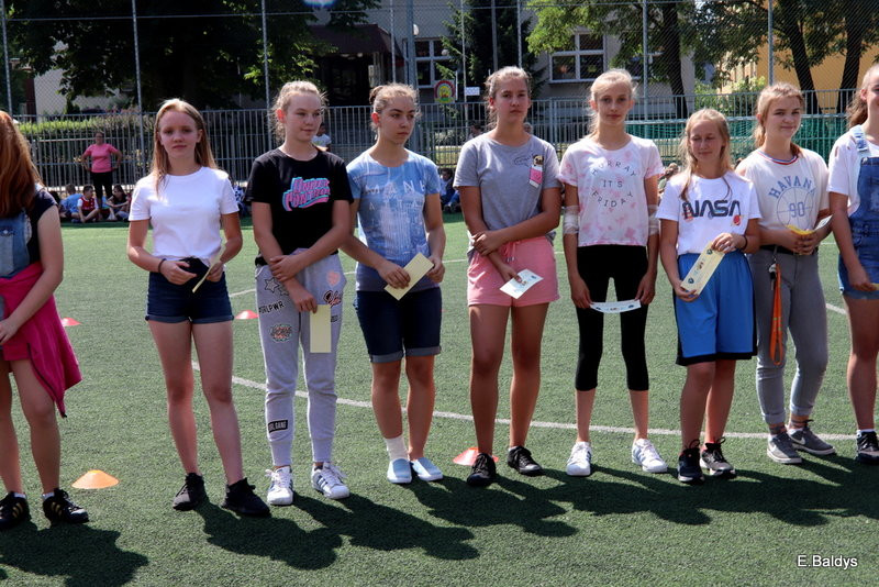 Sportowy apel w SP 7 (zdjęcia)